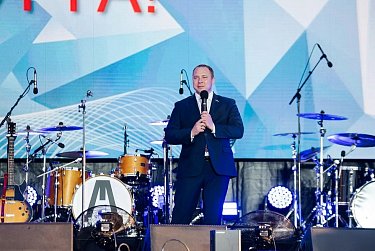 В Новотроицке отметили День металлурга